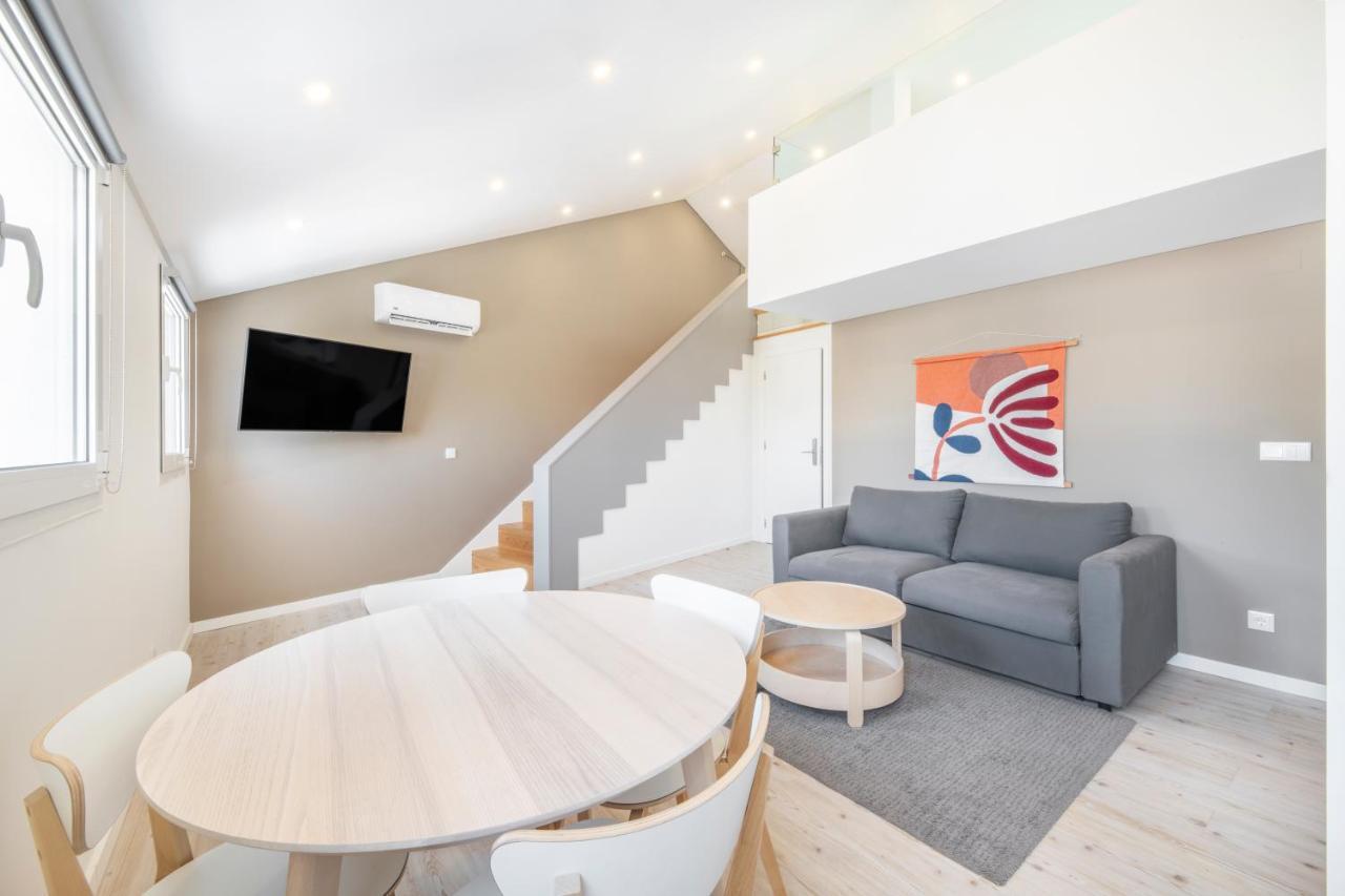 Lisbon Oriente Suites By Olala Homes Exterior photo